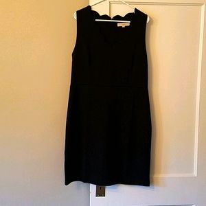 Lift scalloped v neck cocktail dress